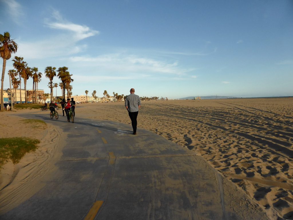 003 - Walking along venice beach