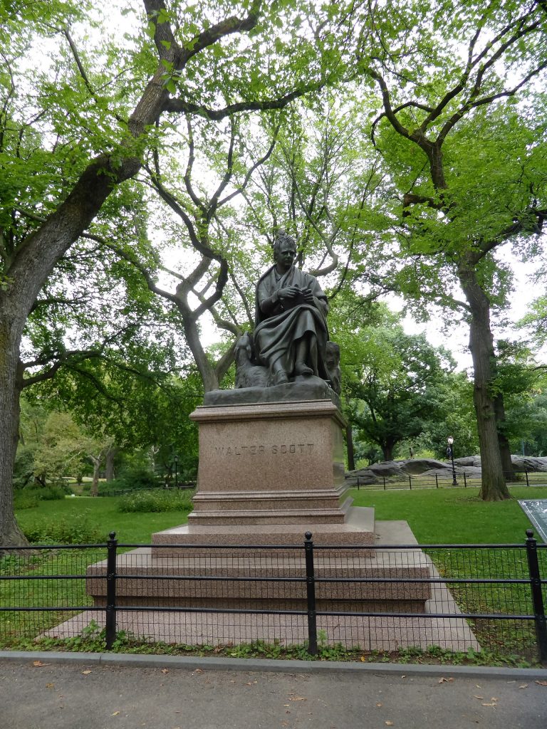 Walter Scott statue