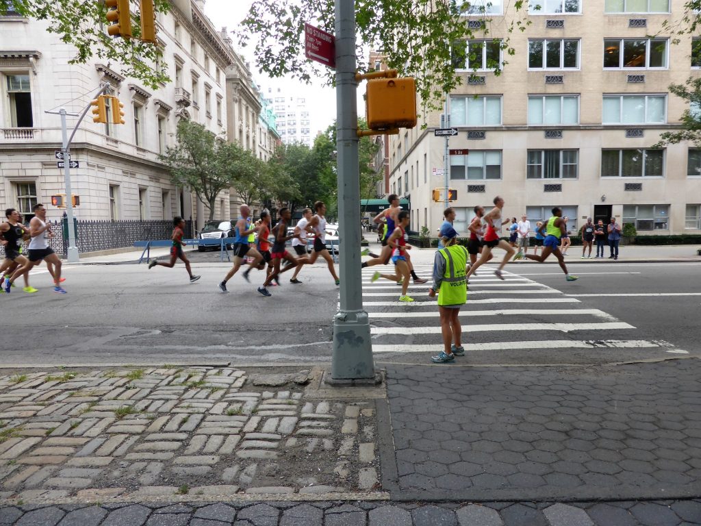 5th Avenue Mile run