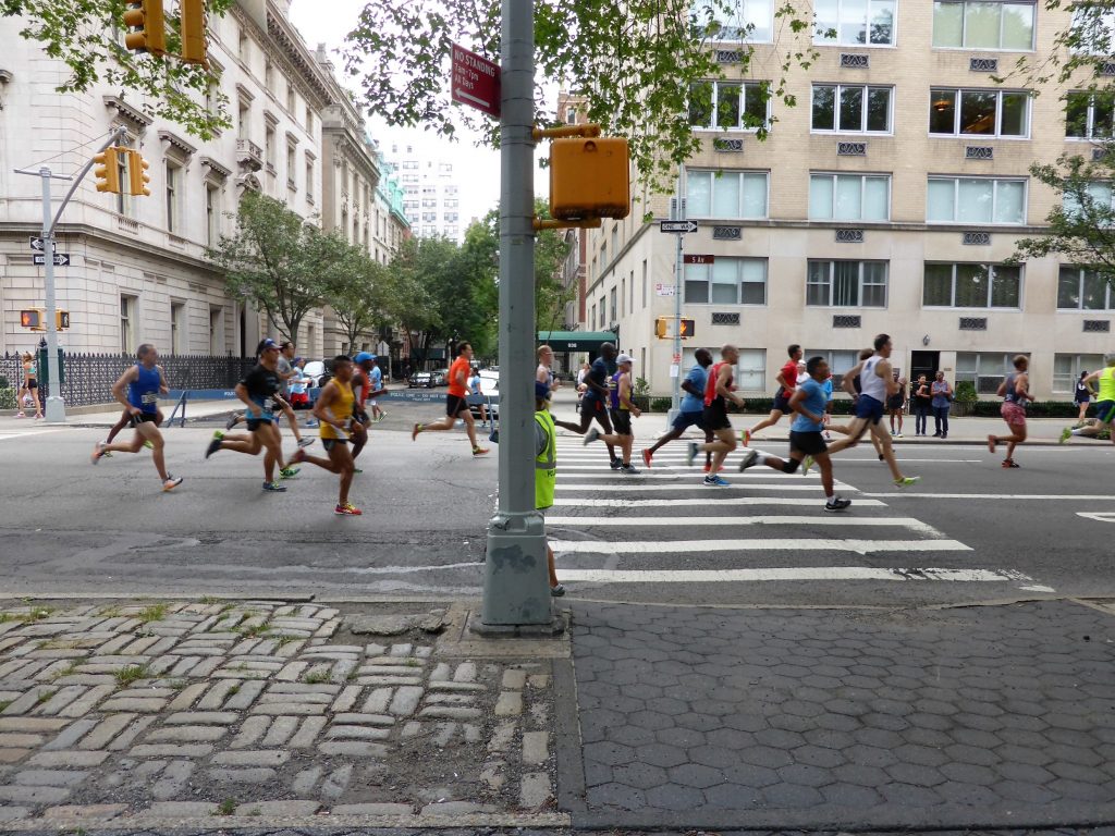 5th Avenue Mile run